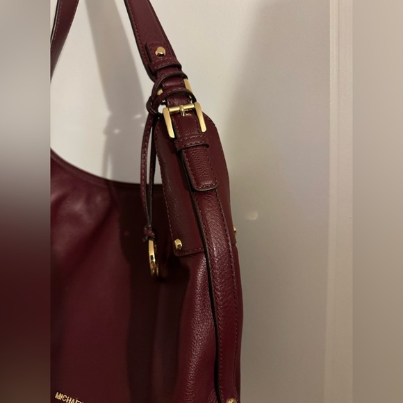 MICHAEL Michael Kors Belted Bedford Leather Hobo Shoulder Bag - Picture 4 of 8